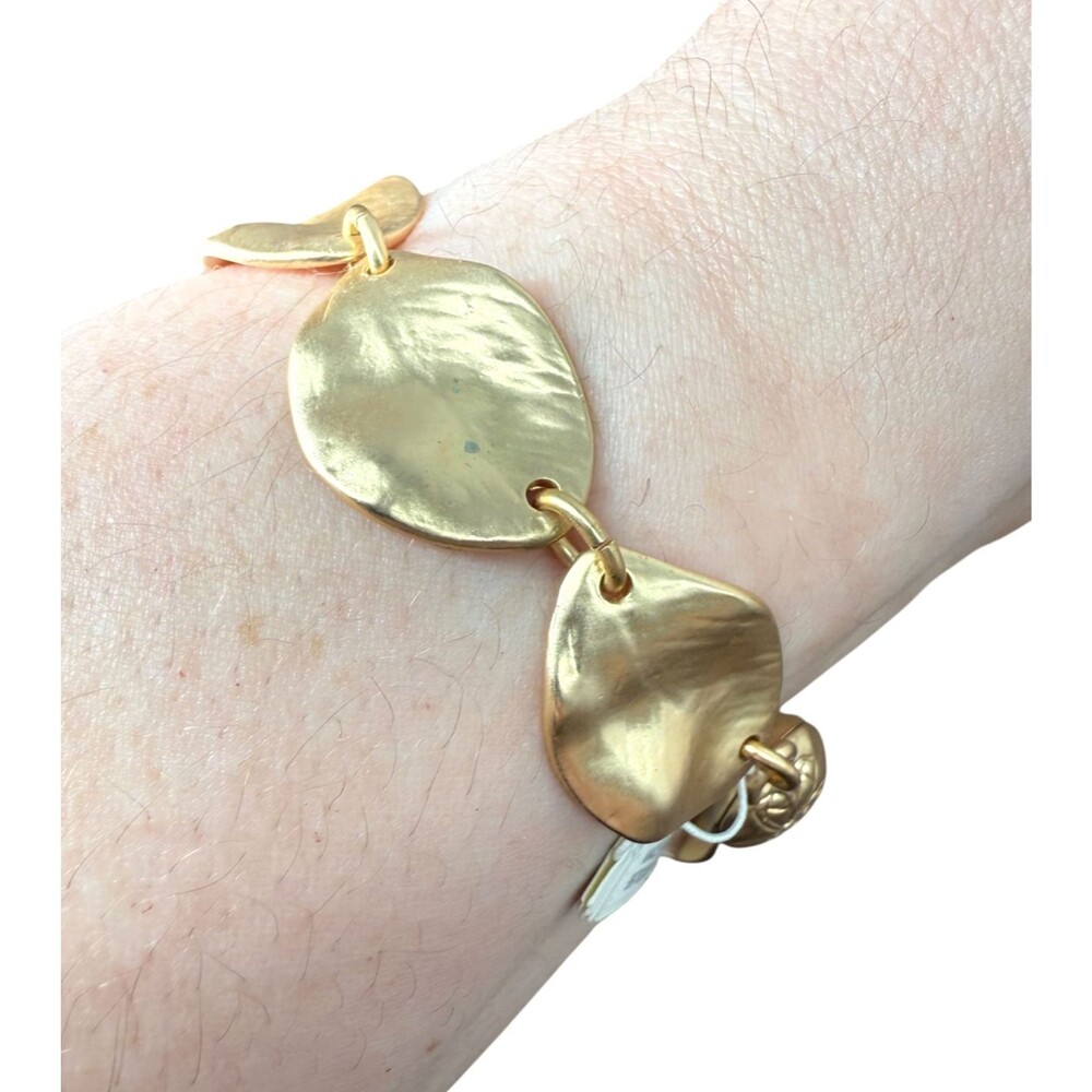 J. Jill Hammered Leaf Bracelet Gold Tone Bee Magnetic Boho Artisan Link Etched - Picture 6 of 16